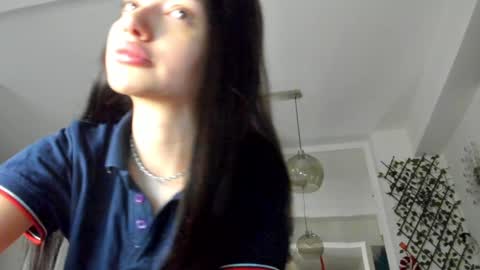 Snapshot of irenevon chatting on 20, 1, 2025 Ir s room online show from 20, 1, 2025