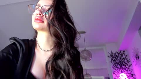 Snapshot of irenevon chatting on 7, 2, 2025 Ir s room online show from 7, 2, 2025