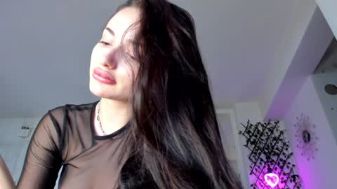 Snapshot of irenevon chatting on 8, 2, 2025 Ir s room online show from 8, 2, 2025