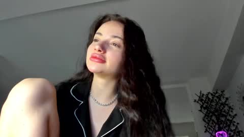 Snapshot of irenevon chatting on 14, 2, 2025 Ir s room online show from 14, 2, 2025