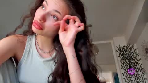 Snapshot of irenevon chatting on 22, 2, 2025 Ir s room online show from 22, 2, 2025