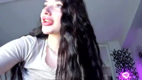 Snapshot of irenevon chatting on 7, 3, 2025 Ir s room online show from 7, 3, 2025