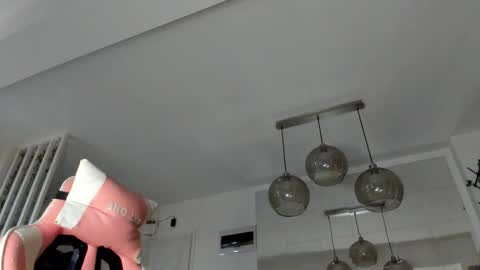 Snapshot of irenevon chatting on 22, 10, 2025 Ir s room online show from 22, 10, 2025