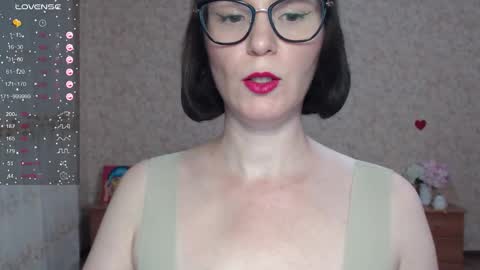 IrenLarasani online show from 20, 9, 2025