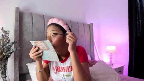 Snapshot of irinatanned chatting on 29, 9, 2025 IRINA  online show from 29, 9, 2025