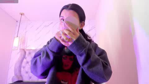 iris_77 online show from 29, 9, 2025