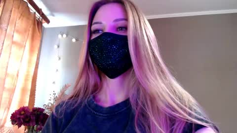 Lily online show from 7, 5, 2026