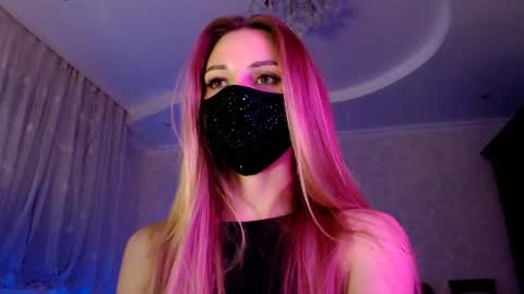 Lily online show from 10, 6, 2026