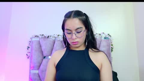 Snapshot of iris_mandarinne chatting on 9, 3, 2026 Iris online show from 9, 3, 2026