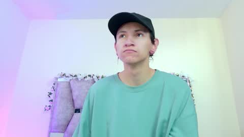 Snapshot of iris_mandarinne chatting on 14, 3, 2026 Iris online show from 14, 3, 2026