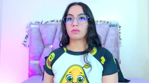 Snapshot of iris_mandarinne chatting on 25, 3, 2026 Iris online show from 25, 3, 2026