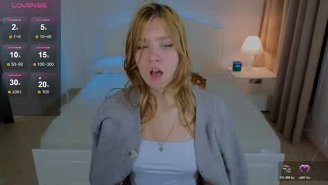 Snapshot of iris_rain chatting on 7, 11, 2025 Iris online show from 7, 11, 2025