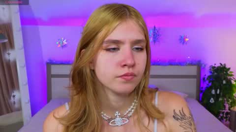 Snapshot of iris_rain chatting on 19, 12, 2025 Iris online show from 19, 12, 2025