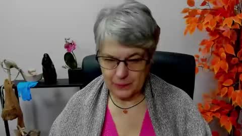 Snapshot of iris_xdesire chatting on 6, 12, 2024 I R I S online show from 6, 12, 2024