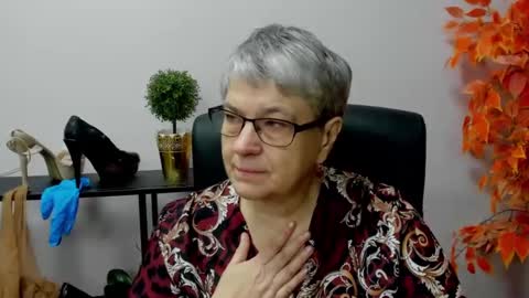 Snapshot of iris_xdesire chatting on 19, 12, 2024 I R I S online show from 19, 12, 2024