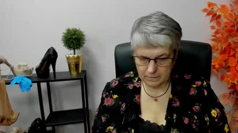 Snapshot of iris_xdesire chatting on 30, 12, 2024 I R I S online show from 30, 12, 2024
