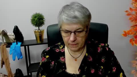 Snapshot of iris_xdesire chatting on 7, 1, 2025 I R I S online show from 7, 1, 2025