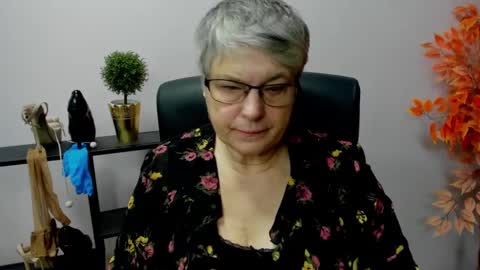 Snapshot of iris_xdesire chatting on 14, 1, 2025 I R I S online show from 14, 1, 2025