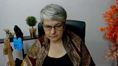 Snapshot of iris_xdesire chatting on 15, 1, 2025 I R I S online show from 15, 1, 2025