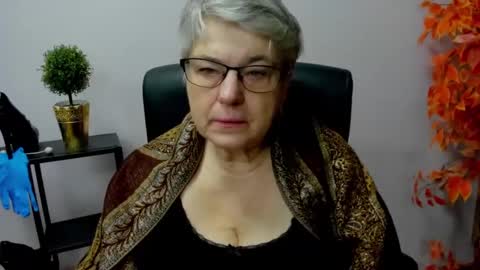 Snapshot of iris_xdesire chatting on 16, 1, 2025 I R I S online show from 16, 1, 2025