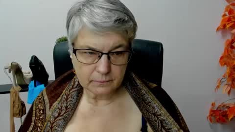 Snapshot of iris_xdesire chatting on 22, 1, 2025 I R I S online show from 22, 1, 2025