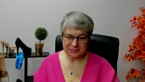Snapshot of iris_xdesire chatting on 24, 1, 2025 I R I S online show from 24, 1, 2025