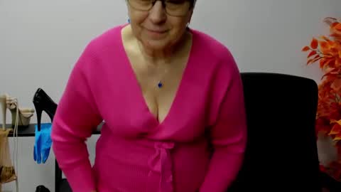 Snapshot of iris_xdesire chatting on 24, 1, 2025 I R I S online show from 24, 1, 2025