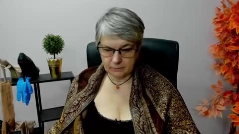 Snapshot of iris_xdesire chatting on 28, 1, 2025 I R I S online show from 28, 1, 2025