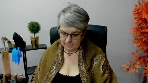 Snapshot of iris_xdesire chatting on 28, 1, 2025 I R I S online show from 28, 1, 2025