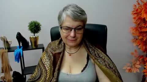 Snapshot of iris_xdesire chatting on 29, 1, 2025 I R I S online show from 29, 1, 2025