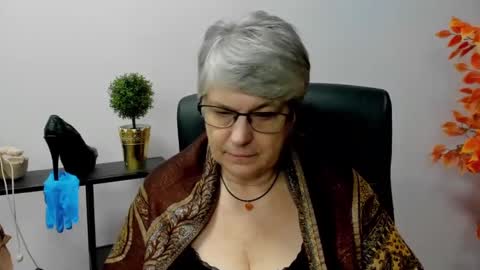 Snapshot of iris_xdesire chatting on 30, 1, 2025 I R I S online show from 30, 1, 2025