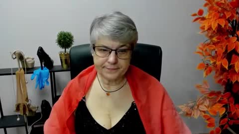Snapshot of iris_xdesire chatting on 31, 1, 2025 I R I S online show from 31, 1, 2025