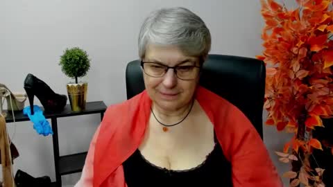 Snapshot of iris_xdesire chatting on 3, 2, 2025 I R I S online show from 3, 2, 2025