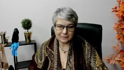 Snapshot of iris_xdesire chatting on 12, 2, 2025 I R I S online show from 12, 2, 2025