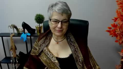Snapshot of iris_xdesire chatting on 24, 2, 2025 I R I S online show from 24, 2, 2025