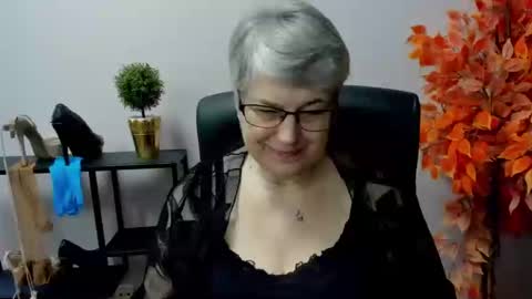 Snapshot of iris_xdesire chatting on 3, 3, 2025 I R I S online show from 3, 3, 2025