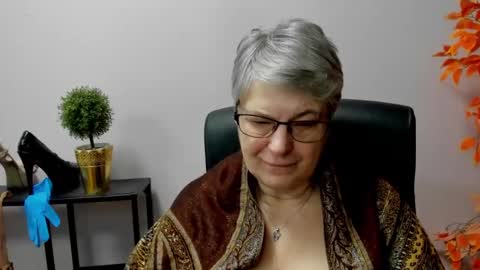 Snapshot of iris_xdesire chatting on 12, 3, 2025 I R I S online show from 12, 3, 2025