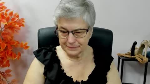 Snapshot of iris_xdesire chatting on 16, 9, 2025 I R I S online show from 16, 9, 2025