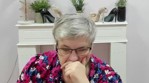 I R I S online show from 9, 3, 2026