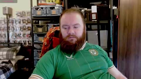 twitter theirishman205 online show from 12, 9, 2025