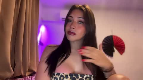 Snapshot of iriss_fox chatting on 18, 6, 2026 iriss_fox online show from 18, 6, 2026