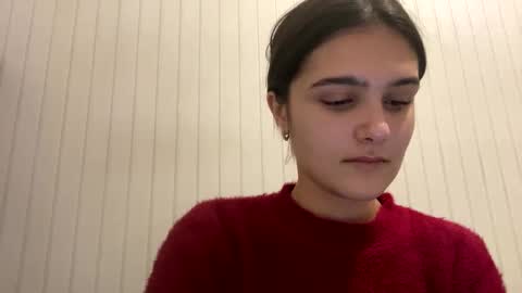 irisss31 online show from 18, 12, 2024
