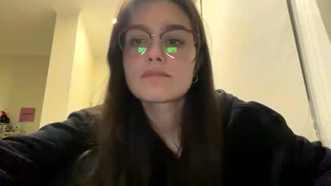 Snapshot of irisss31 chatting on 17, 4, 2026 irisss31 online show from 17, 4, 2026