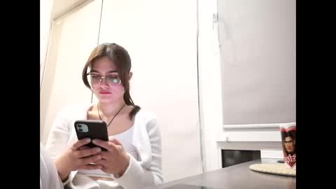 Snapshot of irisss31 chatting on 29, 4, 2026 irisss31 online show from 29, 4, 2026