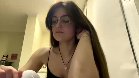 Snapshot of irisss31 chatting on 12, 5, 2026 irisss31 online show from 12, 5, 2026