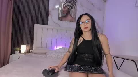 Snapshot of irisxrose chatting on 18, 6, 2026 irisxrose online show from 18, 6, 2026