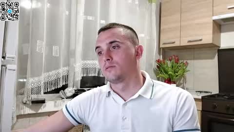 Snapshot of iron_mast chatting on 15, 4, 2026 Anton online show from 15, 4, 2026