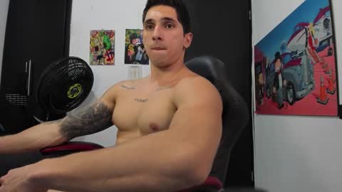 Snapshot of ironflex1 chatting on 25, 11, 2025 Jake online show from 25, 11, 2025