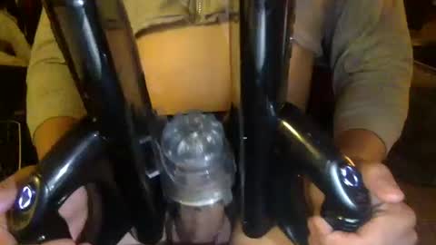 Snapshot of ironman_2295 chatting on 14, 10, 2025 FRANSISCO online show from 14, 10, 2025