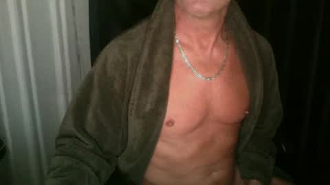 Snapshot of ironout007 chatting on 24, 10, 2025 ironout007 online show from 24, 10, 2025